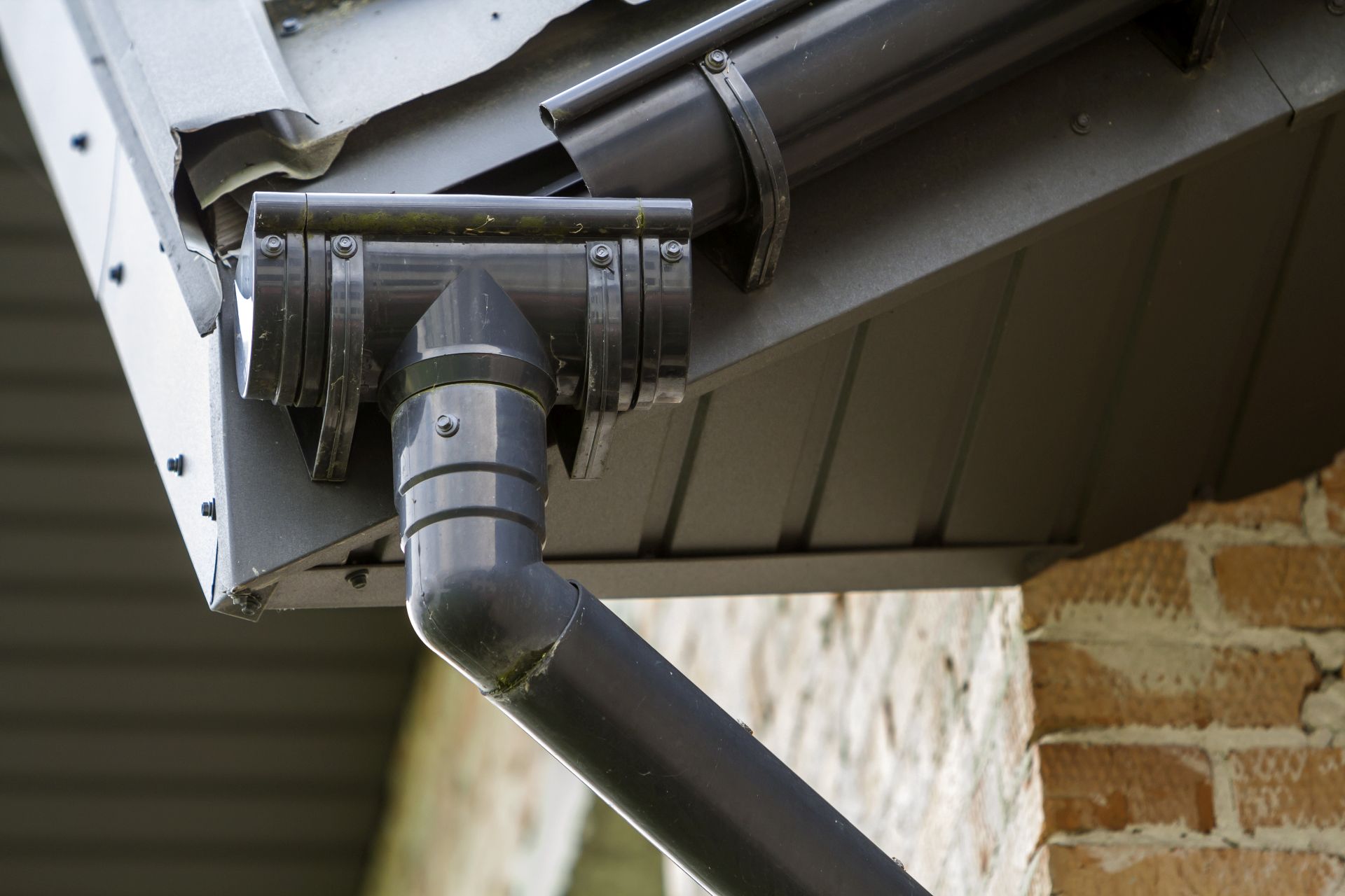 Gutter & Fascia Replacement